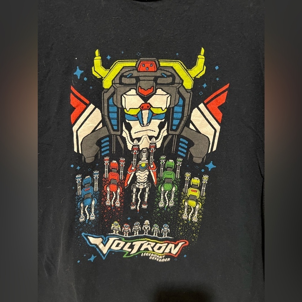 Loot Crate Exclusive Voltron Legendary Defender T-Shirt XL - Picture 2 of 5